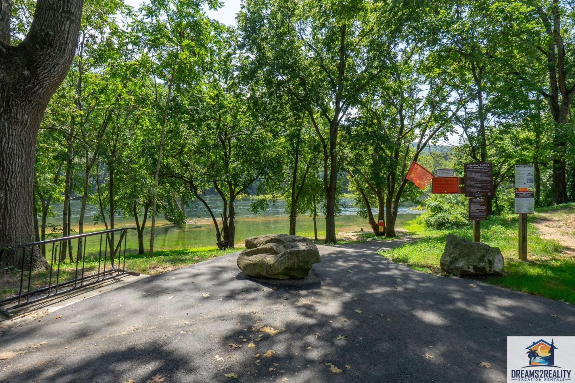 3Br Condo With Lake View - Trout Fishing - Playground - 2 Pools - Free Tickets Included - Pr69-9 브랜슨 외부 사진